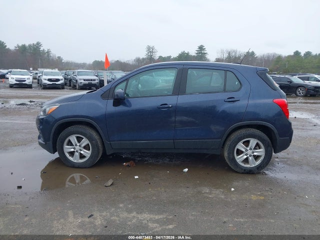 Продажа на аукционе авто 2018 Chevrolet Trax Ls, vin: 3GNCJNSBXJL149694, номер лота: 44873453