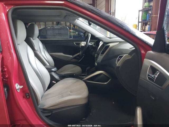 2012 Hyundai Veloster Base W/gray მანქანა იყიდება აუქციონზე, vin: KMHTC6AD2CU045877, აუქციონის ნომერი: 44873522