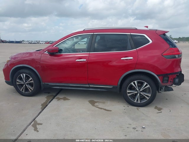 JN8AT2MV7HW281773 Nissan Rogue Sl