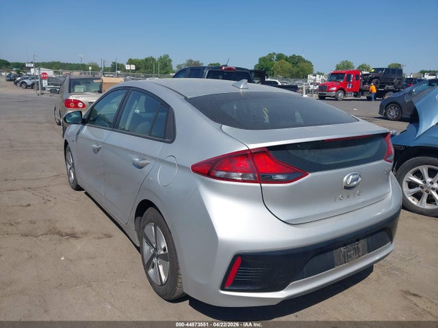 Auction sale of the 2017 Hyundai Ioniq Hybrid Blue, vin: KMHC65LCXHU023798, lot number: 44873551
