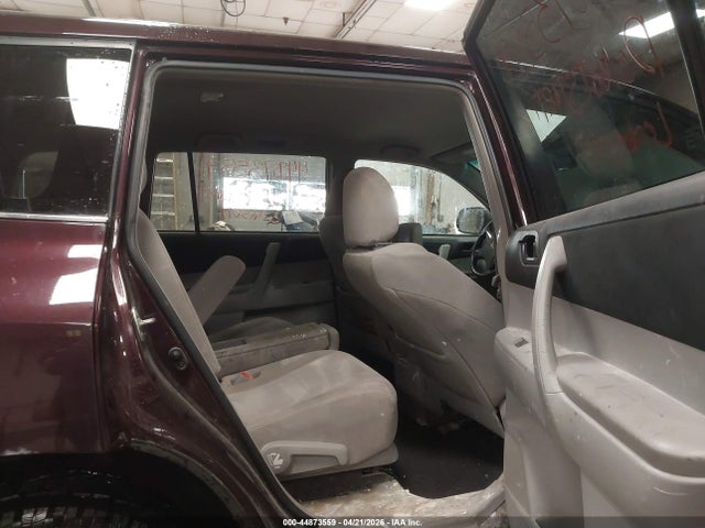 2011 Toyota Highlander Base V6 მანქანა იყიდება აუქციონზე, vin: 5TDBK3EH2BS072126, აუქციონის ნომერი: 44873559