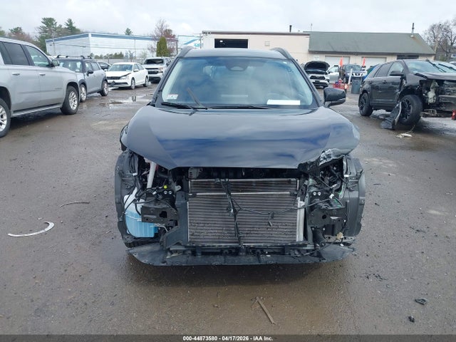 2025 Toyota Corolla Cross Le მანქანა იყიდება აუქციონზე, vin: 7MUCAAAG5SV129577, აუქციონის ნომერი: 44873580