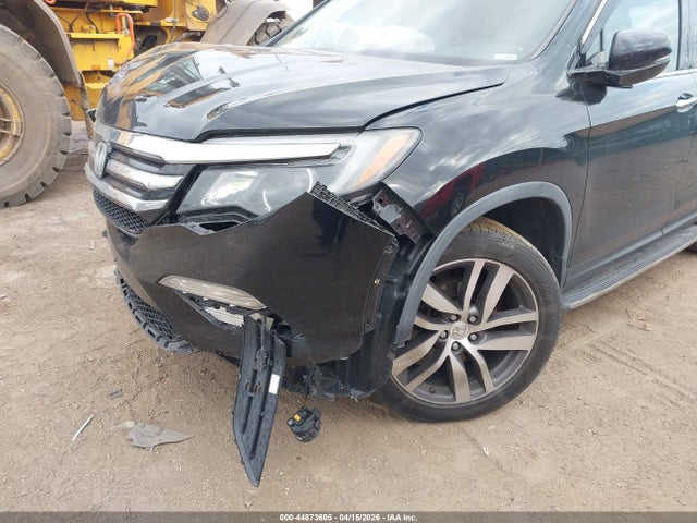 44873605 :رقم المزاد ، 5FNYF6H94HB037489 vin ، 2017 Honda Pilot Touring مزاد بيع