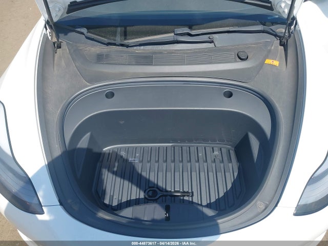 2021 Tesla Model 3 Standard Range Plus Rear-wheel Drive მანქანა იყიდება აუქციონზე, vin: 5YJ3E1EA3MF048024, აუქციონის ნომერი: 44873617