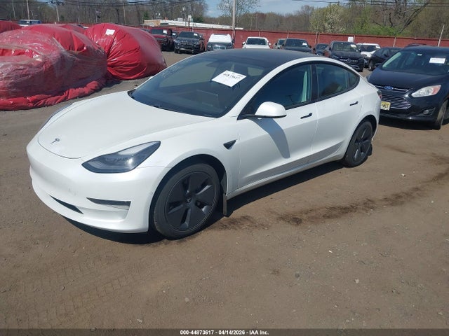 2021 Tesla Model 3 Standard Range Plus Rear-wheel Drive მანქანა იყიდება აუქციონზე, vin: 5YJ3E1EA3MF048024, აუქციონის ნომერი: 44873617