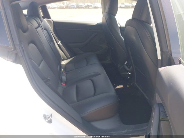 2021 Tesla Model 3 Standard Range Plus Rear-wheel Drive მანქანა იყიდება აუქციონზე, vin: 5YJ3E1EA3MF048024, აუქციონის ნომერი: 44873617