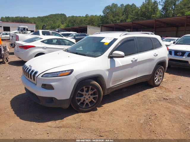 Продажа на аукционе авто 2015 Jeep Cherokee Latitude, vin: 1C4PJLCBXFW561631, номер лота: 44873620
