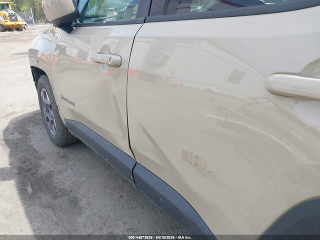Aukcja sprzedaży 2015 Jeep Renegade Latitude, vin: ZACCJABH4FPC04435, numer aukcji: 44873626