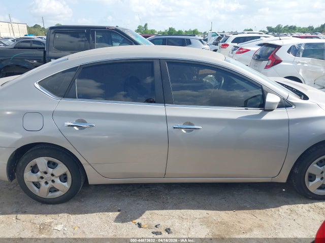 44873632 :رقم المزاد ، 3N1AB7AP2JY249235 vin ، 2018 Nissan Sentra S مزاد بيع