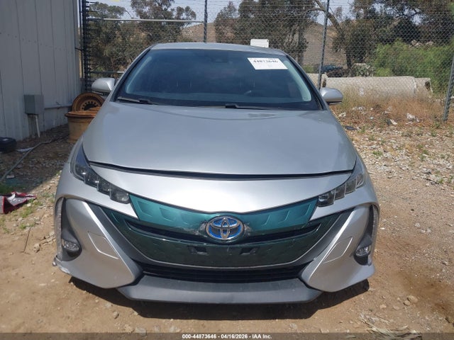 Toyota Prius Prime Premium 2017 JTDKARFP8H3003849 Image 13