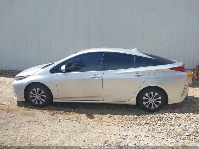 Toyota Prius Prime Premium 2017 JTDKARFP8H3003849 Image 15