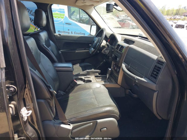 44873692 :رقم المزاد ، 1J4PP5GK6BW522088 vin ، 2011 Jeep Liberty Limited Edition مزاد بيع