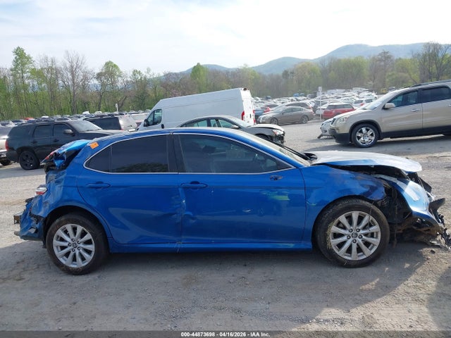 Продажа на аукционе авто 2019 Toyota Camry Le, vin: 4T1B11HK2KU237341, номер лота: 44873698