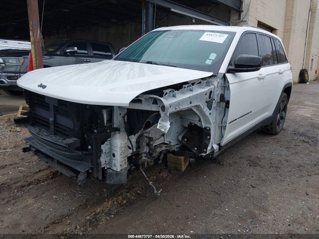 Продажа на аукционе авто 2023 Jeep Grand Cherokee Altitude 4x4, vin: 1C4RJHAG1PC556826, номер лота: 44873707