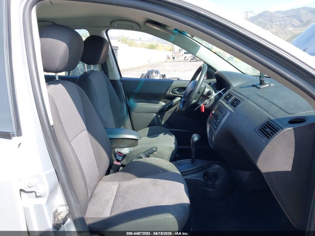 2007 FORD FOCUS 1FAHP37N77W212196 Photo 4