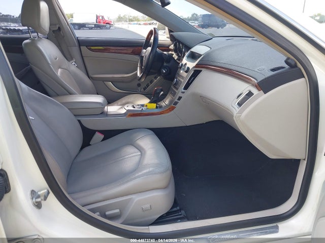 2010 Cadillac Cts Premium მანქანა იყიდება აუქციონზე, vin: 1G6DS8EV7A0102799, აუქციონის ნომერი: 44873740