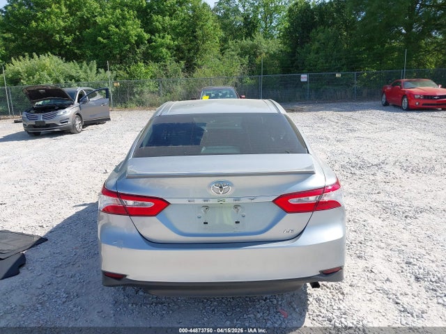 Aukcja sprzedaży 2018 Toyota Camry Le, vin: 4T1B11HKXJU571230, numer aukcji: 44873750