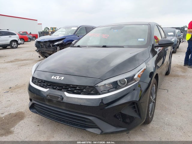 Продажа на аукционе авто 2022 Kia Forte Lxs, vin: 3KPF24AD1NE415971, номер лота: 44873792