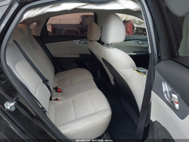Продажа на аукционе авто 2022 Kia Forte Lxs, vin: 3KPF24AD1NE415971, номер лота: 44873792