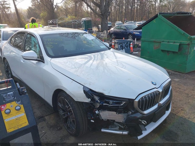 BMW 530i Xdrive 2026 WBA53FJ04TCW58399 Image 6