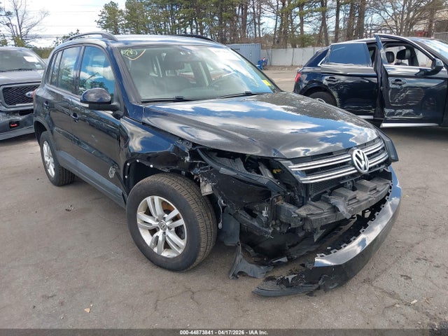 Продаж на аукціоні авто 2016 Volkswagen Tiguan S, vin: WVGBV7AX7GW013605, номер лоту: 44873841