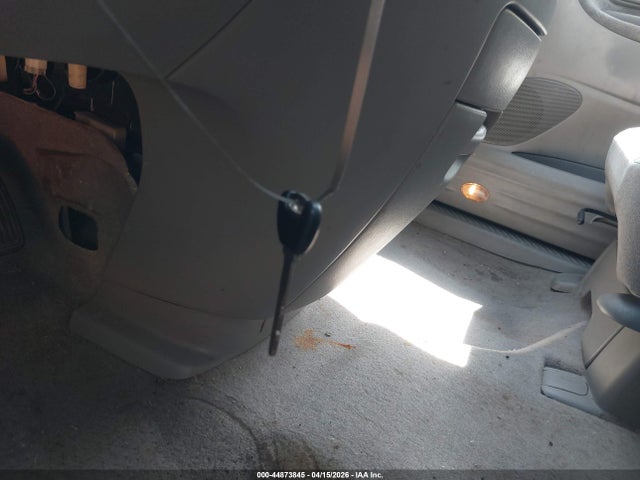 44873845 :رقم المزاد ، JM3LW28J530372952 vin ، 2003 Mazda Mpv Es/lx/lx-sv مزاد بيع