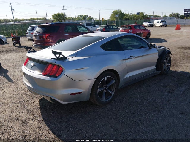 Ford Mustang V6 2015 1FA6P8AM2F5318709 Image 4