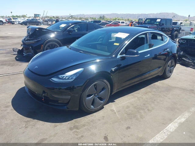 44873866 :رقم المزاد ، 5YJ3E1EA7KF395529 vin ، 2019 Tesla Model 3 مزاد بيع