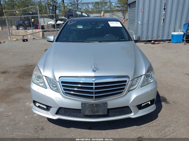2011 Mercedes-benz E 550 4matic მანქანა იყიდება აუქციონზე, vin: WDDHF9AB1BA442780, აუქციონის ნომერი: 44873914