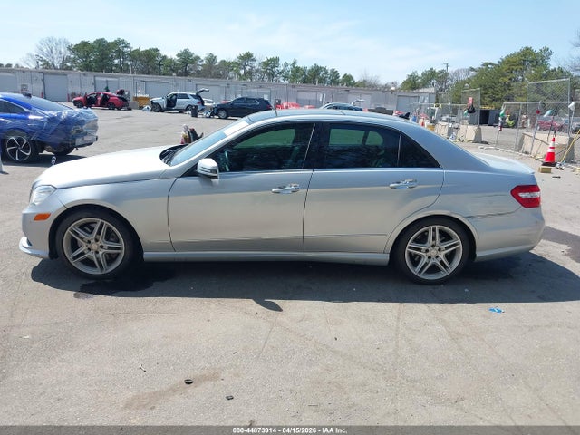 2011 Mercedes-benz E 550 4matic მანქანა იყიდება აუქციონზე, vin: WDDHF9AB1BA442780, აუქციონის ნომერი: 44873914