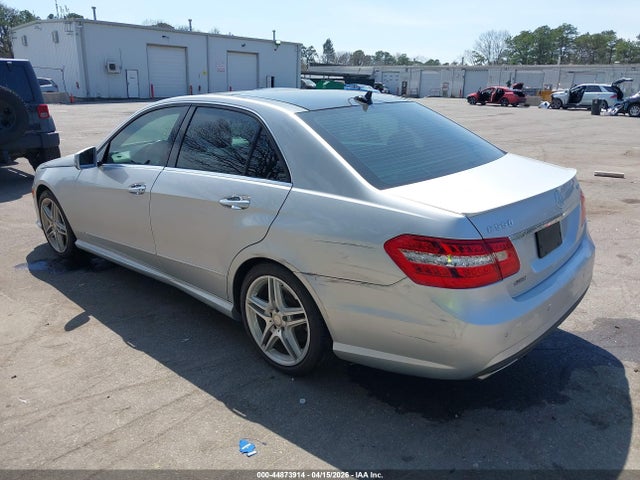 2011 Mercedes-benz E 550 4matic მანქანა იყიდება აუქციონზე, vin: WDDHF9AB1BA442780, აუქციონის ნომერი: 44873914