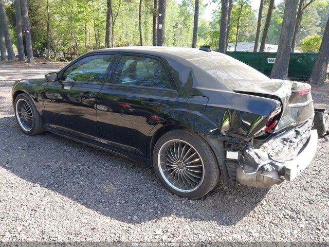 44873938 :رقم المزاد ، 2C3CCABT6FH921066 vin ، 2015 Chrysler 300 300s مزاد بيع