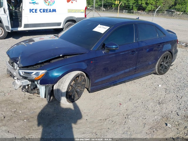 44873960 :رقم المزاد ، WAUK8GFF2H1071127 vin ، 2017 Audi A3 2.0t Premium مزاد بيع