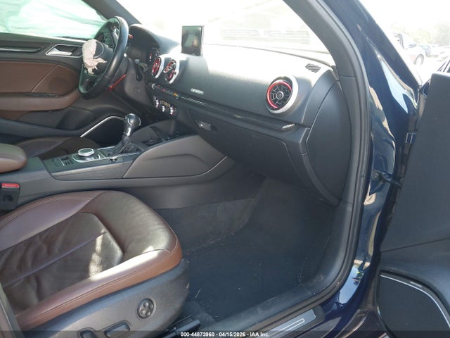 44873960 :رقم المزاد ، WAUK8GFF2H1071127 vin ، 2017 Audi A3 2.0t Premium مزاد بيع