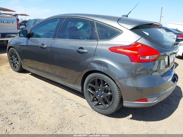 1FADP3K23FL248897 Ford FOCUS SE