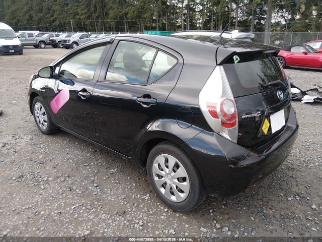 JTDKDTB34E1082113 Toyota Prius C Three