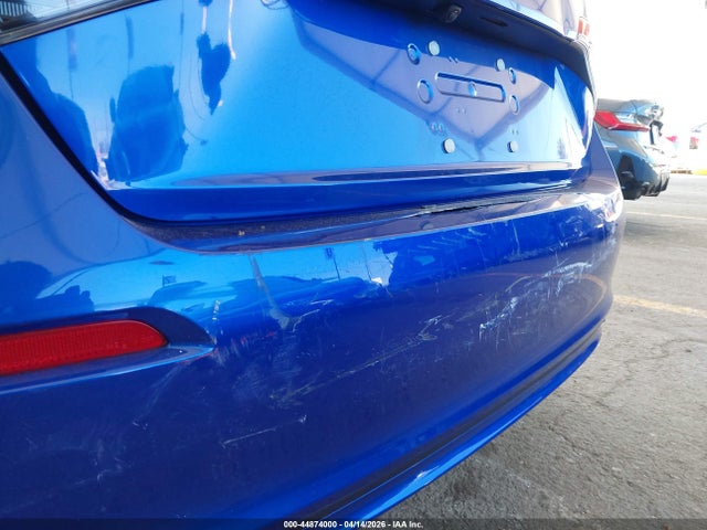 2HGFE2F26PH565330 Honda Civic Lx