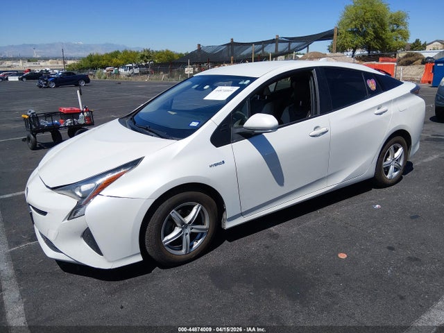 Toyota Prius Two 2017 JTDKBRFU0H3031986 Image 2