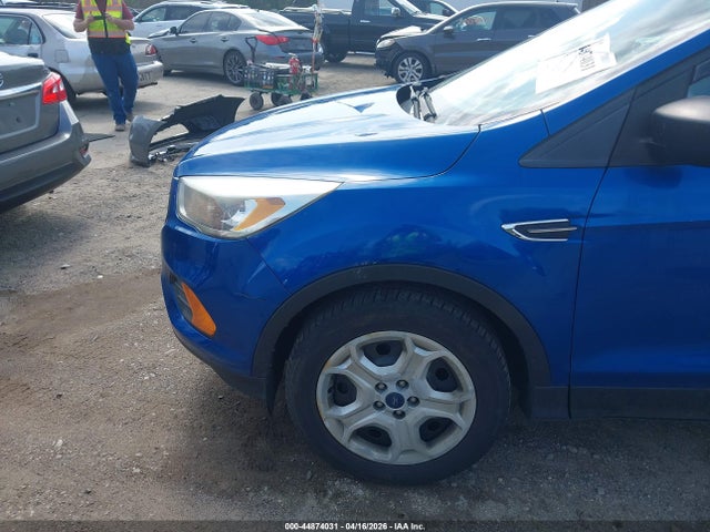 Ford ESCAPE S 2017 1FMCU0F78HUC40645 Image 17