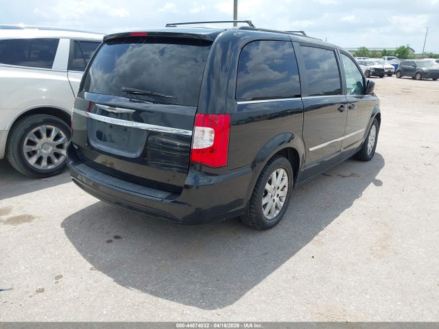 44874032 :رقم المزاد ، 2C4RC1BGXFR545118 vin ، 2015 Chrysler Town & Country Touring مزاد بيع