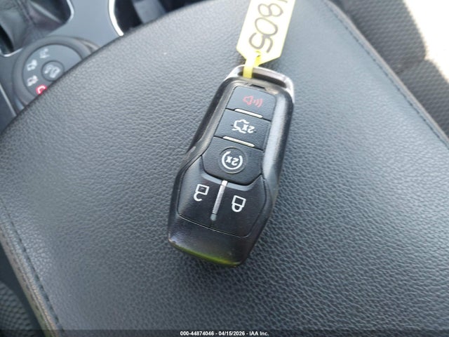 44874046 :رقم المزاد ، 1FM5K8D87HGE34428 vin ، 2017 Ford Explorer Xlt مزاد بيع