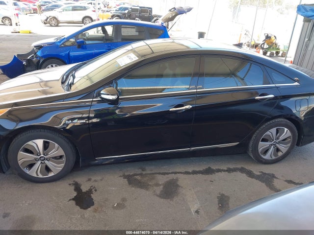 Hyundai Sonata Hybrid Limited 2014 KMHEC4A44EA115994 Image 15