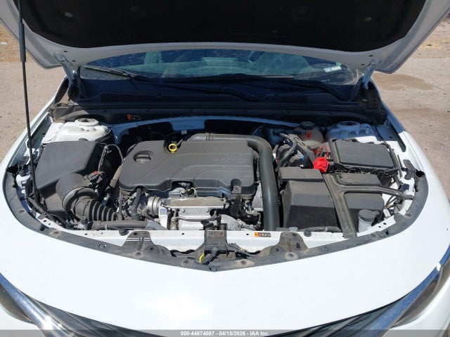 1G1ZD5ST9NF116102 Chevrolet Malibu Fwd Lt