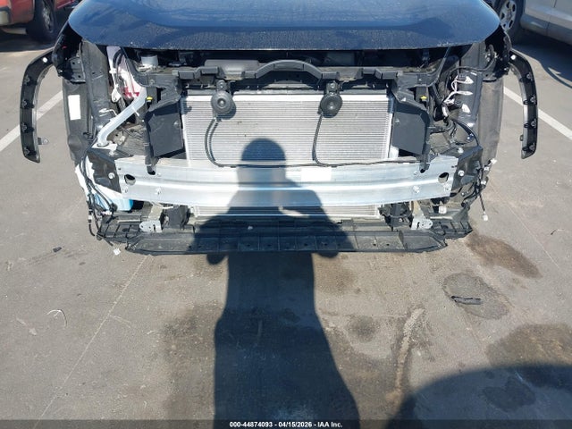 Продажа на аукционе авто 2024 Toyota Rav4 Xle Premium, vin: 2T3C1RFV6RC295200, номер лота: 44874093