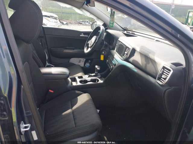 Продажа на аукционе авто 2020 Kia Sportage Lx, vin: KNDPM3AC2L7630174, номер лота: 44874103