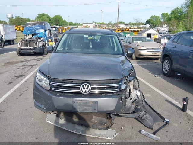 Продаж на аукціоні авто 2016 Volkswagen Tiguan S, vin: WVGBV7AX9GW520179, номер лоту: 44874133