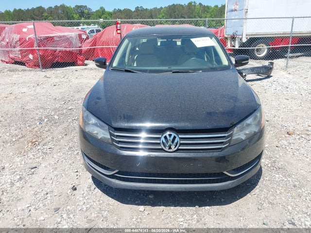 Продажа на аукционе авто 2014 Volkswagen Passat 2.5l Se, vin: 1VWBH7A32EC017288, номер лота: 44874143