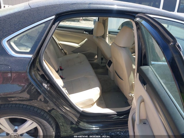 Продажа на аукционе авто 2014 Volkswagen Passat 2.5l Se, vin: 1VWBH7A32EC017288, номер лота: 44874143