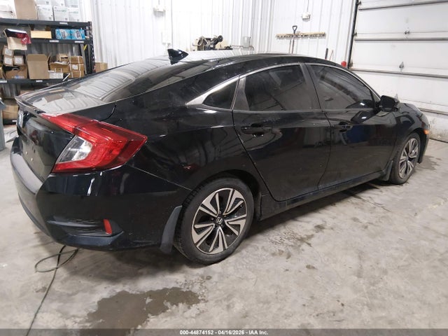 44874152 :رقم المزاد ، 19XFC1F39HE022624 vin ، 2017 Honda Civic Ex-t مزاد بيع