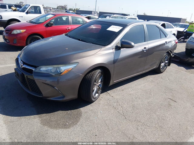 2017 Toyota Camry Se მანქანა იყიდება აუქციონზე, vin: 4T1BF1FK0HU669035, აუქციონის ნომერი: 44874158